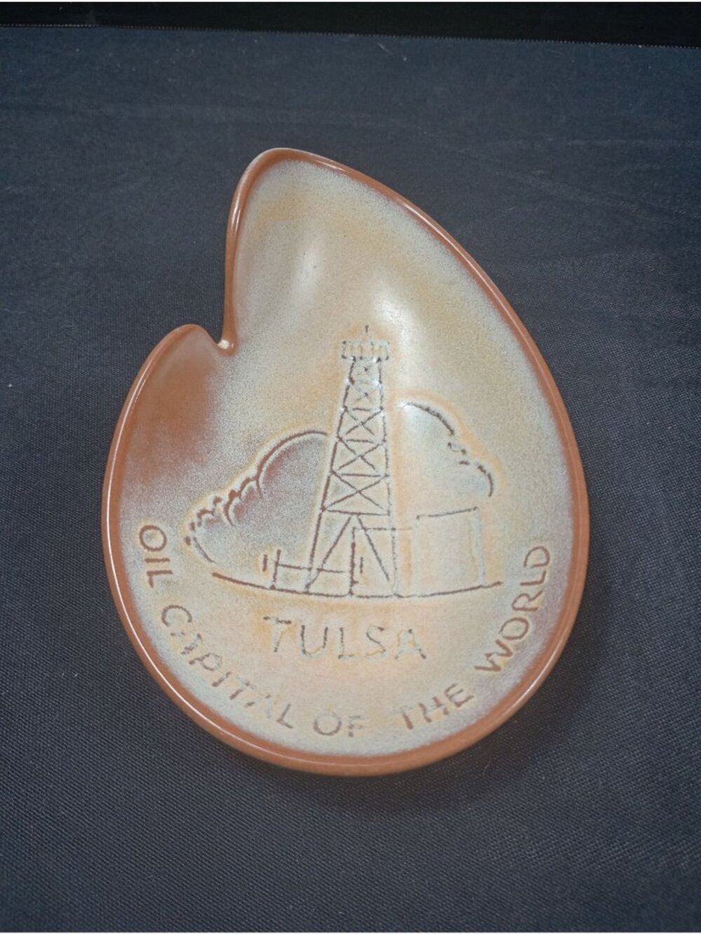 Vintage Frankoma 466 "Tulsa Oil Capital of the World" Plainsman Brown 1960s/1970